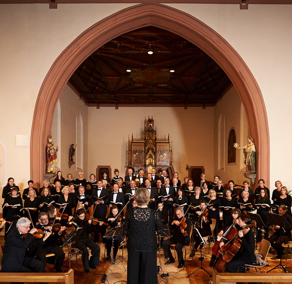 /projekt/images/Kammerchor-Oberkirch_24_Aus_Chor_web.jpg