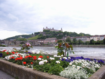 /projekt/images/Wuerzburg2010_Festung Marienberg_web.jpg